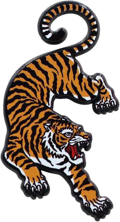 REAL SIC Siberian Tiger Pin - Premium Gold Plated Enamel Pins, Zoo Souvenir Animal Lapel Pin for Fitted Outfits, Made of Metal Tiger Brooch for Backpacks Jacket Hats, Ideal for Wildlife Enthusiasts