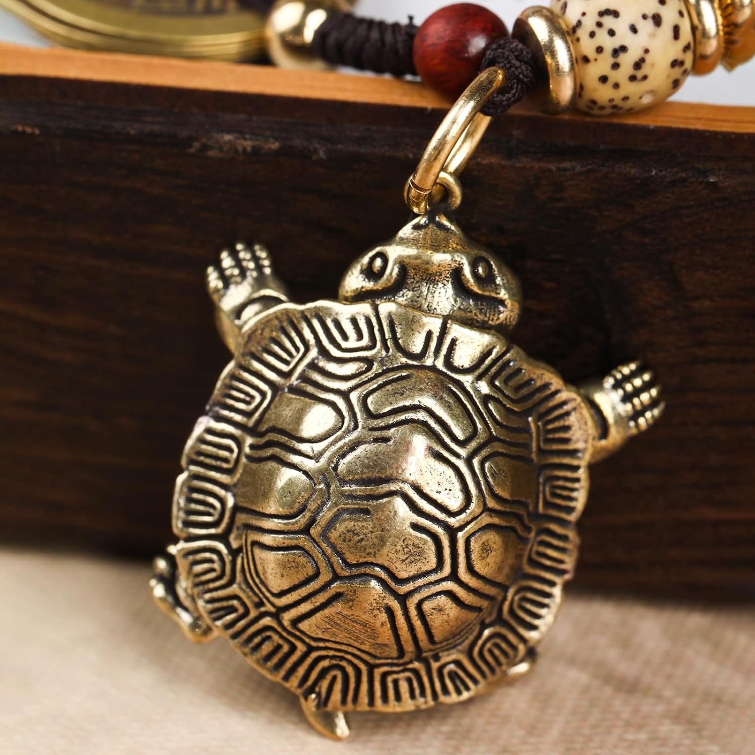 Vintage Brass Turtle Keychain for Men Lucky Sea Turtle Gift for Women Tortoise Statue with Lucky Coins