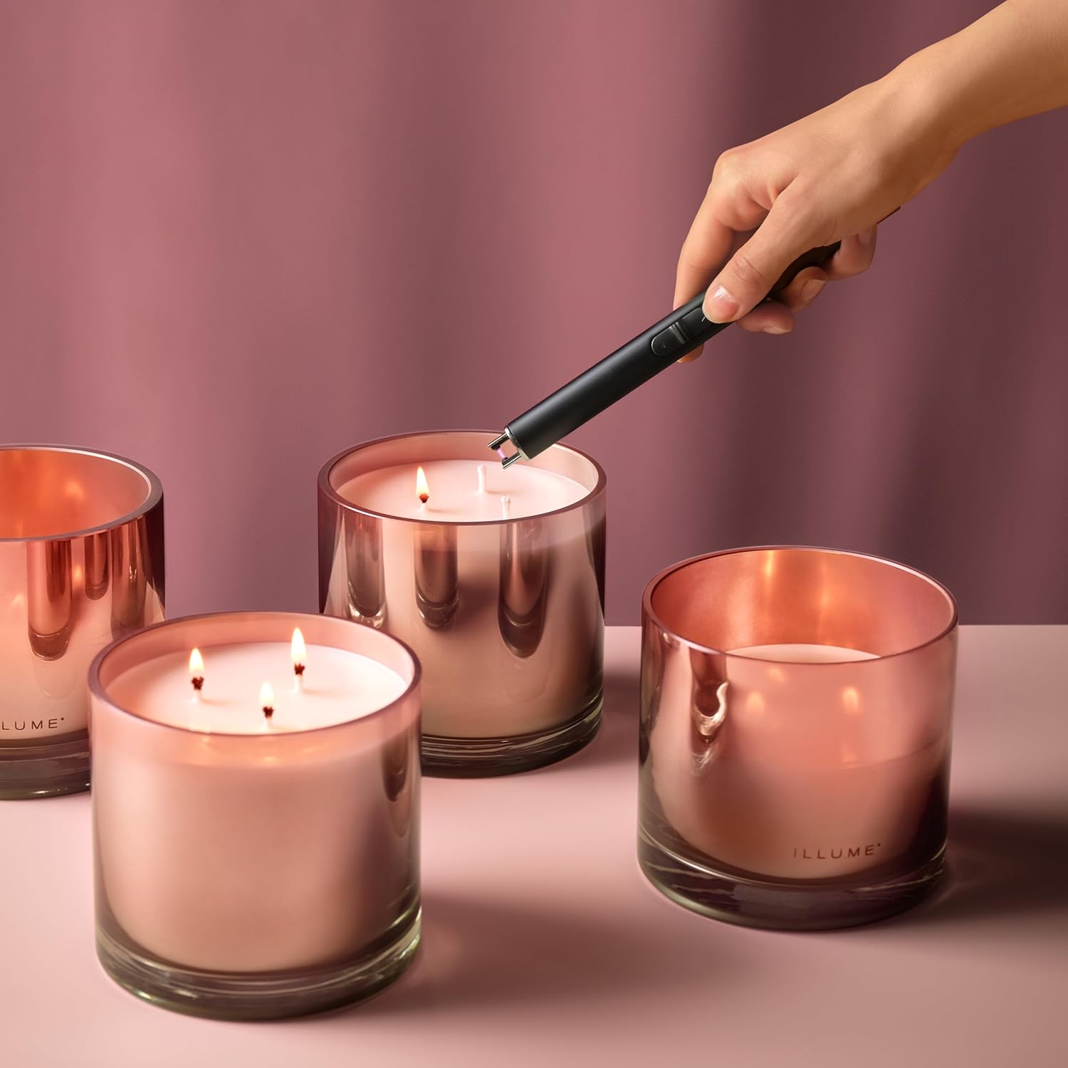 Illume Beautifully Done Essentials Paloma Petal Statement Glass Scented Soy Candle